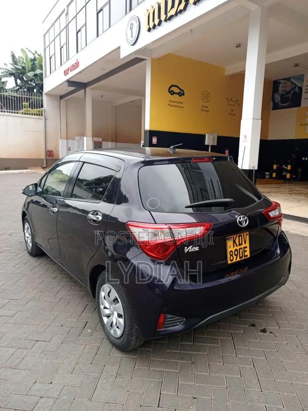 Toyota Vitz 2018 Black