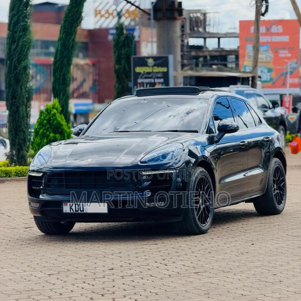Porsche Macan 2017 Black