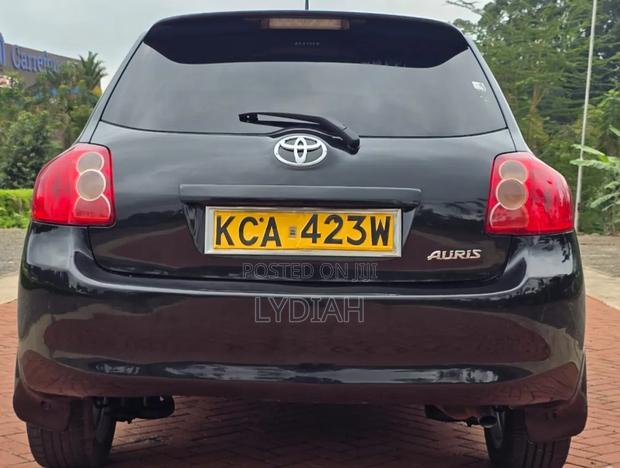 Toyota Auris 2009 Black