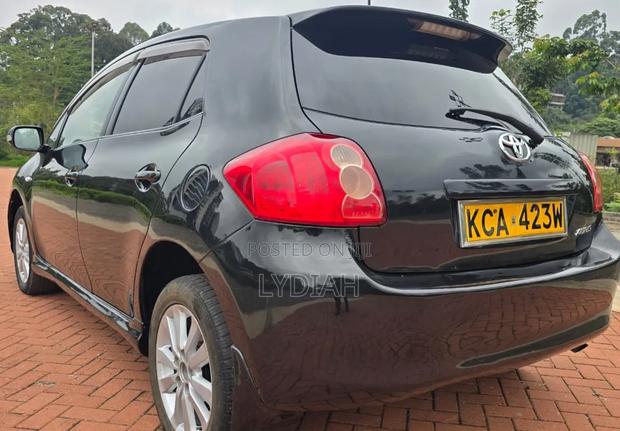 Toyota Auris 2009 Black