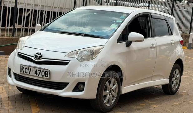 Toyota Ractis 2012 Pearl