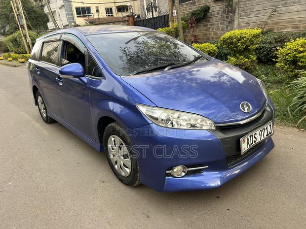 Toyota Wish 2016 Blue