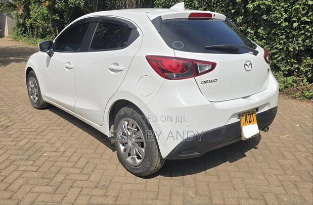 Mazda Demio 2018 White