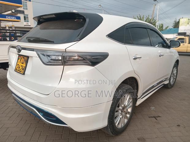 Toyota Harrier 2016 White