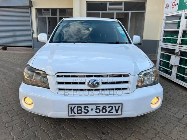 Toyota Kluger 2005 White