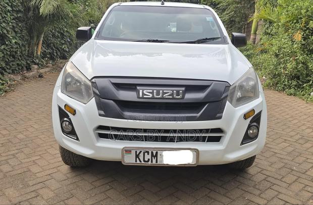 Isuzu D-MAX 2016 White