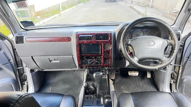 Toyota Land Cruiser Prado 3.0 D-4D 5dr 2001 Silver