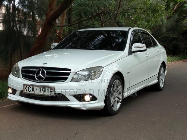 Mercedes-Benz C200 2007 White