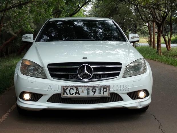 Mercedes-Benz C200 2007 White