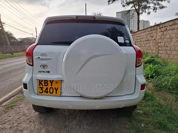 Toyota RAV4 2007 White