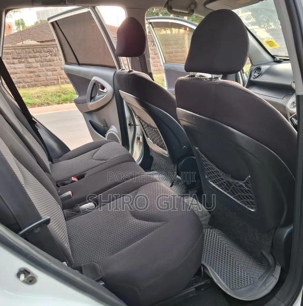 Toyota RAV4 2007 White
