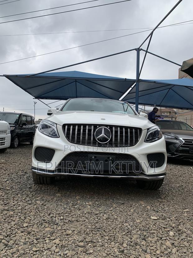 Mercedes-Benz GLE-Class 2019 White