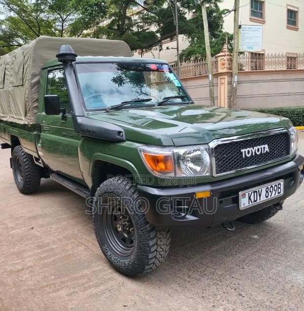 Toyota Land Cruiser 2008 Green