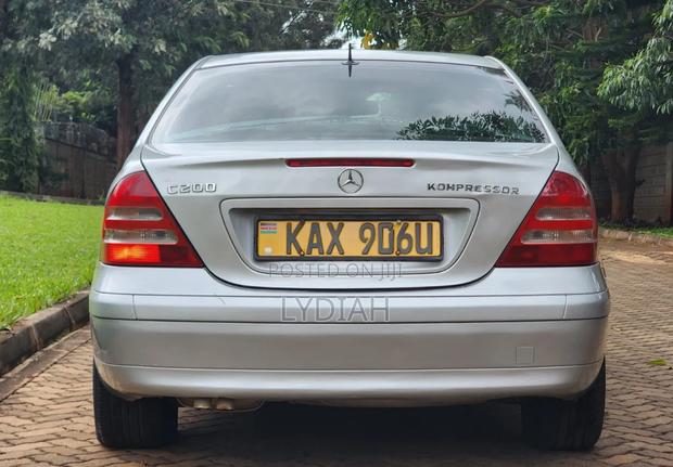 Mercedes-Benz C200 2003 Silver