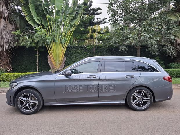 Mercedes-Benz C180 2019 Gray