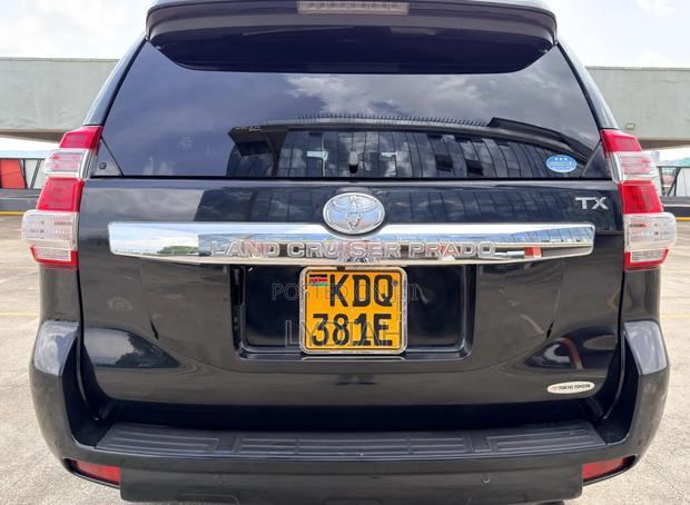 Toyota Land Cruiser Prado 2017 Black