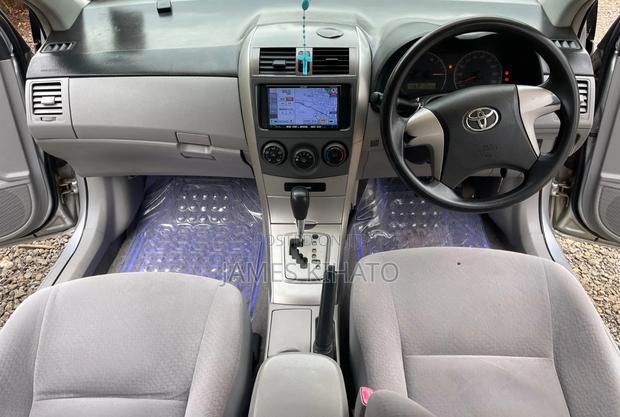 Toyota Axio 2012 Silver