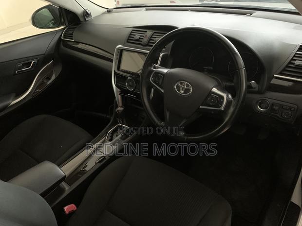 Toyota Allion 2019 Off white