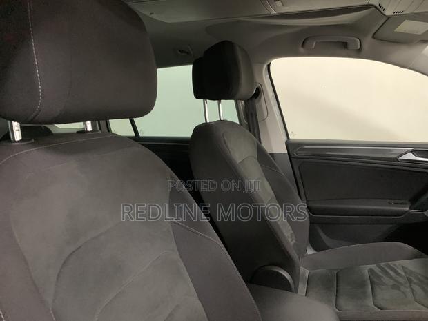 Volkswagen Tiguan 2019 Silver