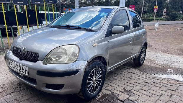 Toyota Vitz 1.0 FWD 5dr 2003 Silver