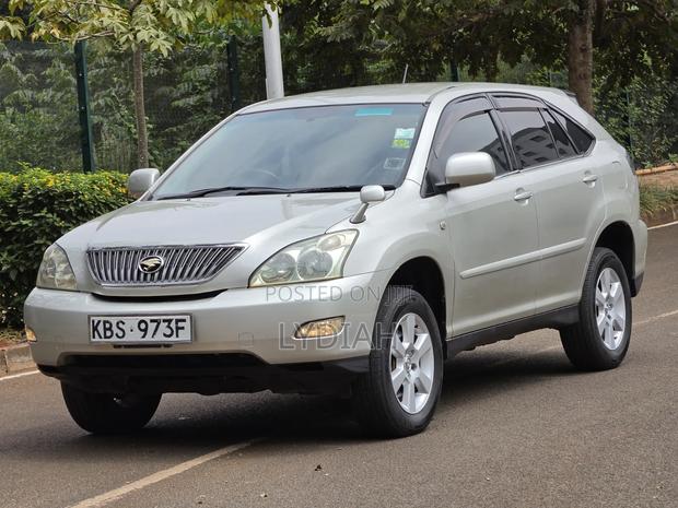 Toyota Harrier 2005 Silver