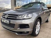 Volkswagen Touareg 2014 Gray for sale