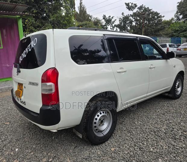 Toyota Succeed SV Premium 2016 White
