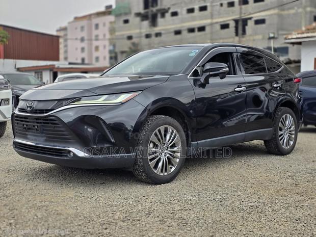 Toyota Harrier 2021 Black