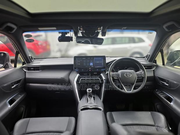 Toyota Harrier 2021 Black