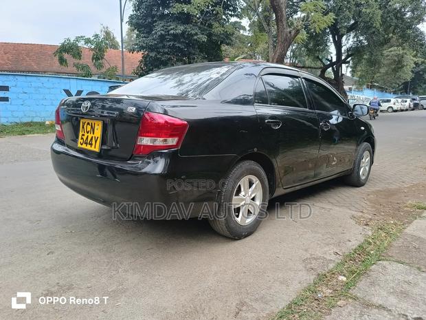 Toyota Axio 2010 Black