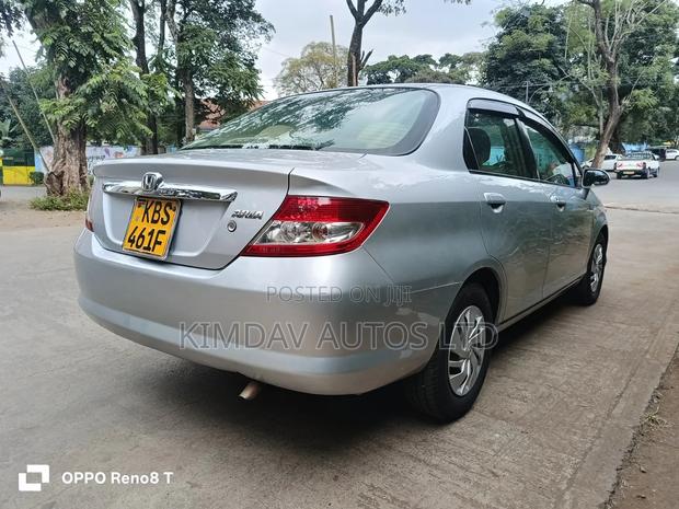 Honda Fit Aria 2006 Silver