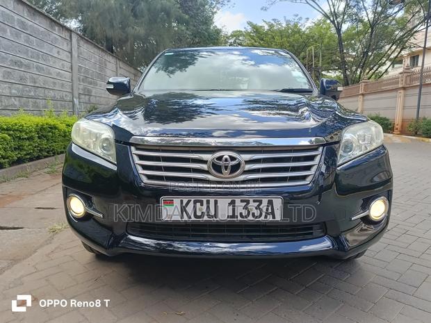 Toyota Vanguard 2012 Black