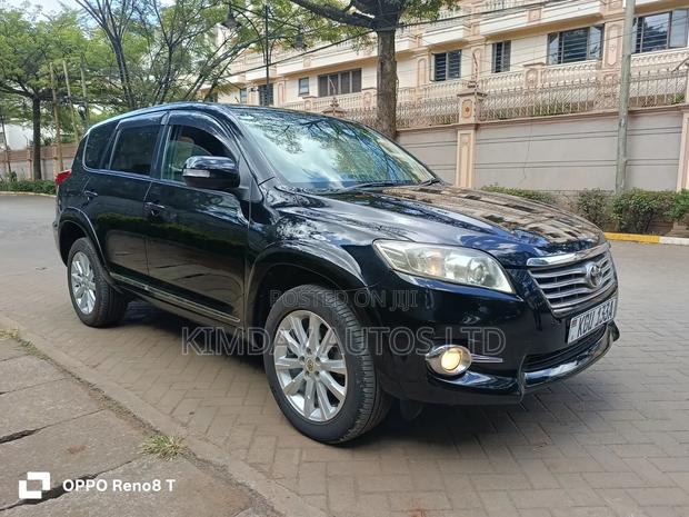 Toyota Vanguard 2012 Black
