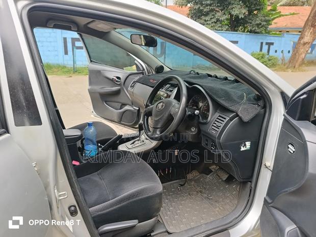 Toyota Corolla Fielder 2009 Silver