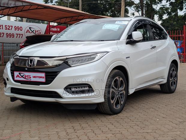 Honda Vezel 2019 White
