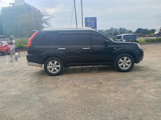 Nissan X-Trail 2010 Black