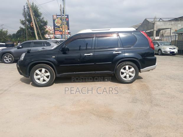 Nissan X-Trail 2010 Black