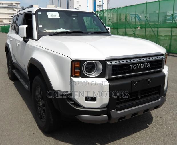 New Toyota Land Cruiser Prado 2024 Pearl