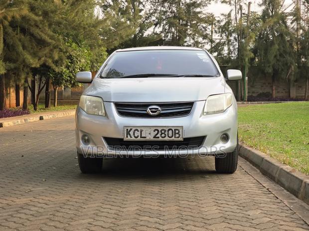 Toyota Corolla Fielder 2011 Silver