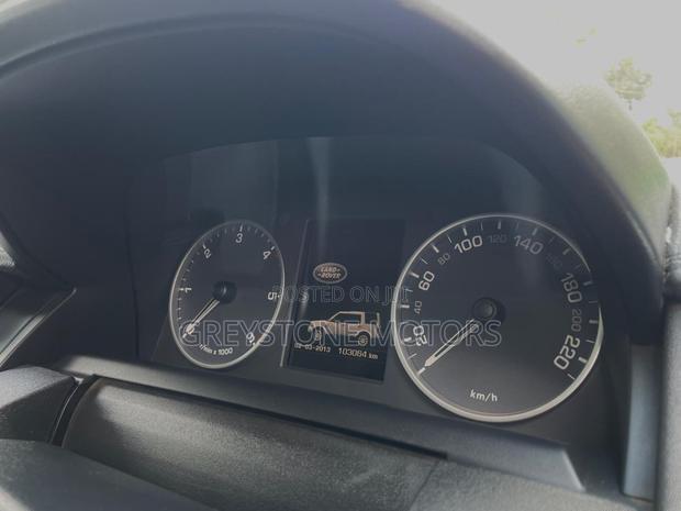 Land Rover Discovery 2015 Silver
