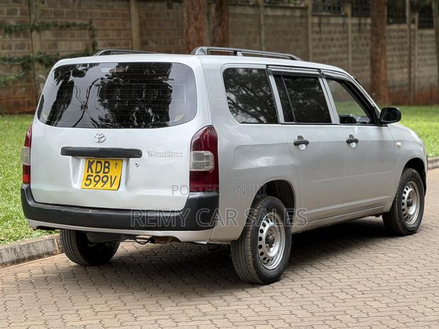 Toyota Probox 2014 Silver