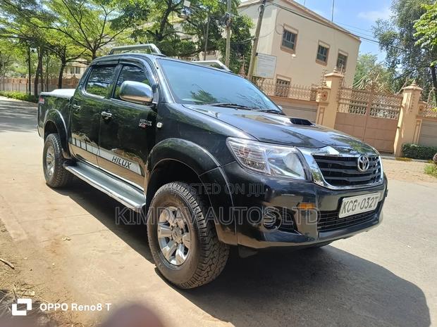 Toyota Hilux 2009 Black