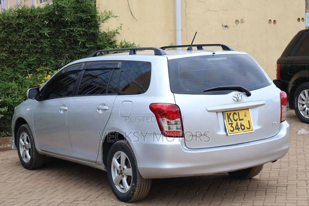 Toyota Corolla Fielder 2012 Silver