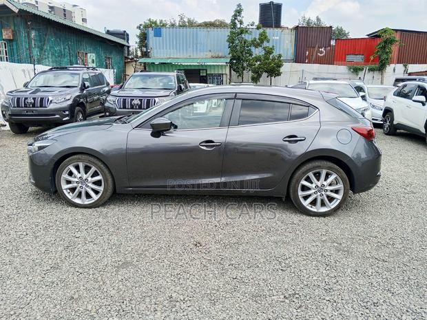 Mazda Axela 2018 Gray
