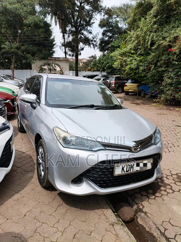 Toyota Axio 1.5 X 2WD 2016 Gray