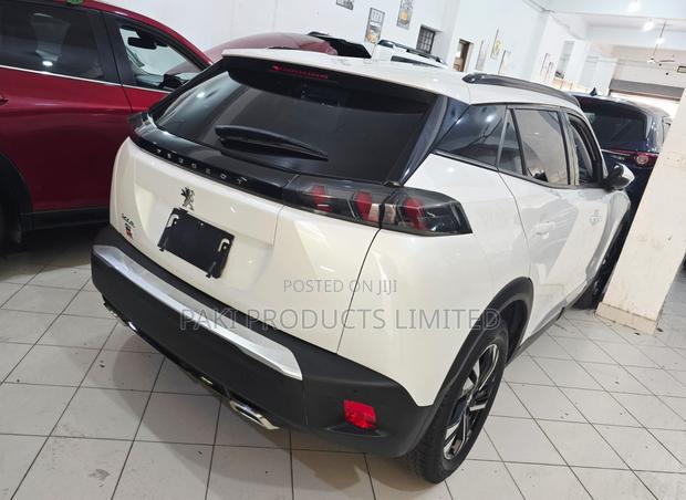 Peugeot 2008 2020 White
