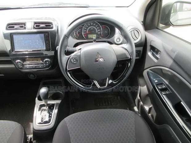 Mitsubishi Mirage 2019 Silver
