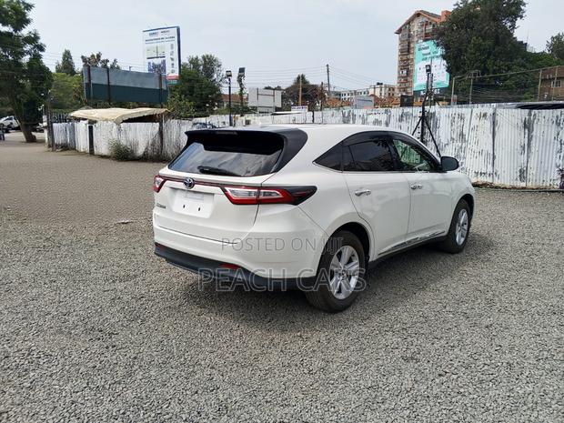Toyota Harrier 2018 White