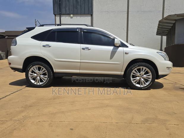 Toyota Harrier 2012 White