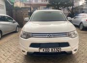 Mitsubishi Outlander 2014 White for sale